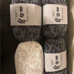 Barefoot Dreams In the Wild Eye Mask, Scrunchie & Socks Set